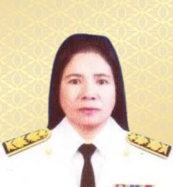 นางกานต์กนิษฐ์  บุญให้