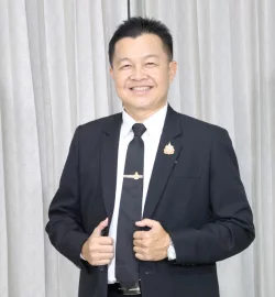 นายอารีย์ สุดาชม