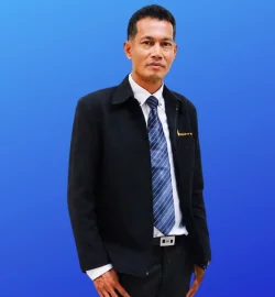 นายลาภวัต บุญธรรม